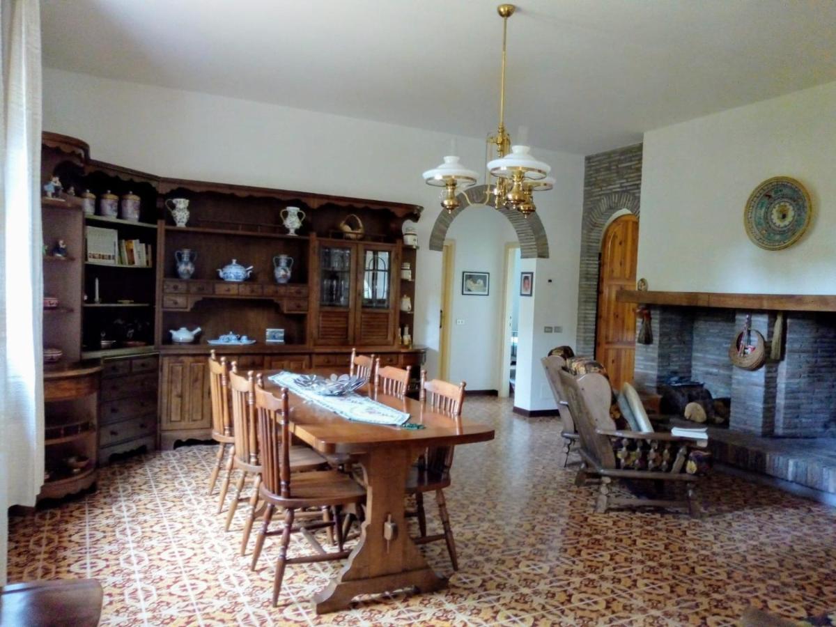 Casale La Pineta Apartment Mombaroccio Exterior photo